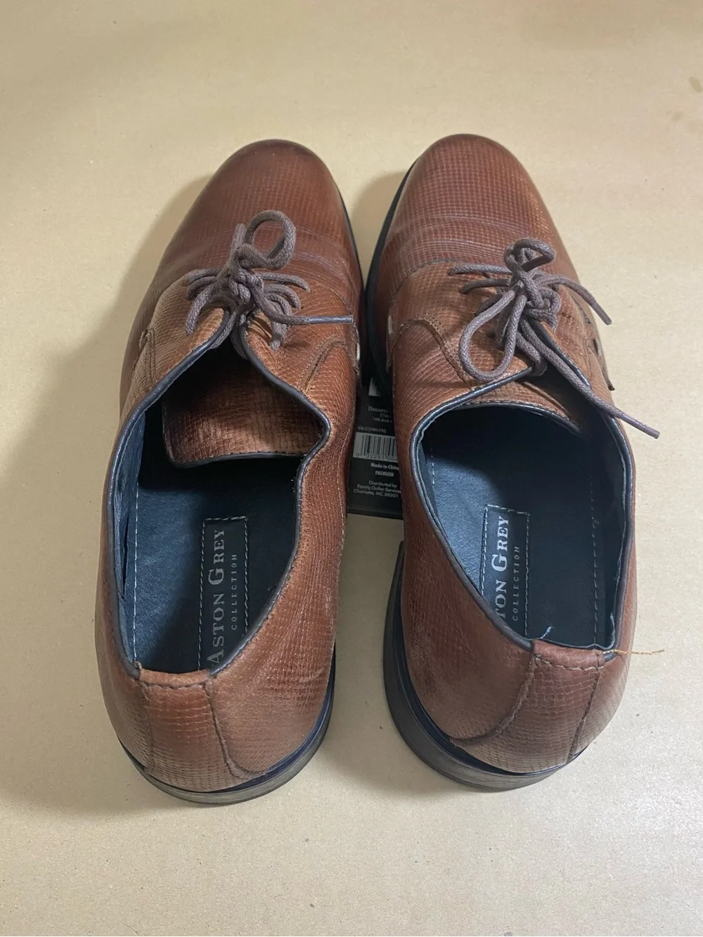 Easton Men's Brown Leather Lace-Up Derby Shoes